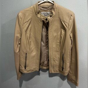 G. H Bass and CO leather jacket